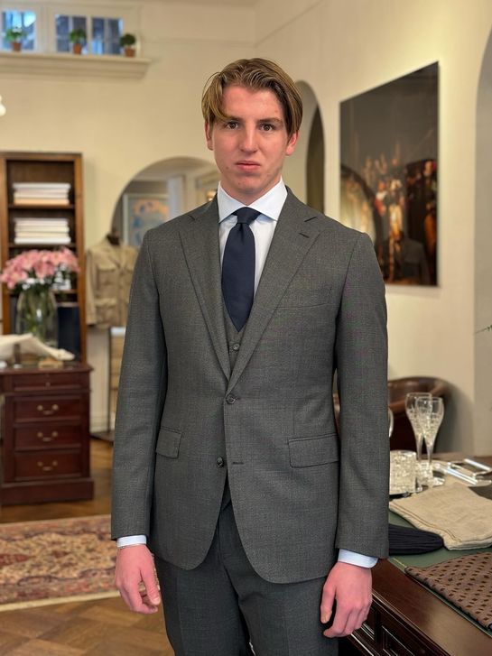 Your Bespoke Suit, Your Identity